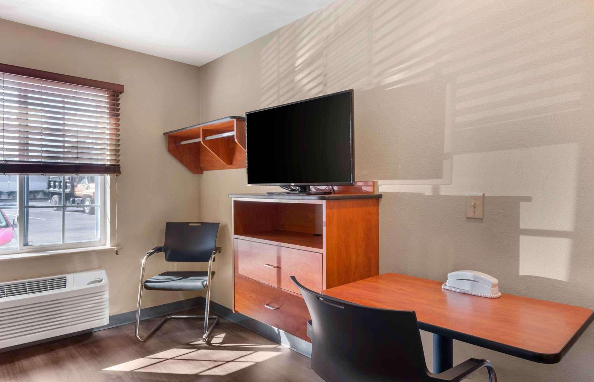 Extended Stay America Select Suites - Jacksonville - North Экстерьер фото